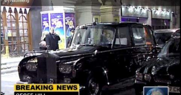  Video  Masina Printului Charles, atacata de protestatari