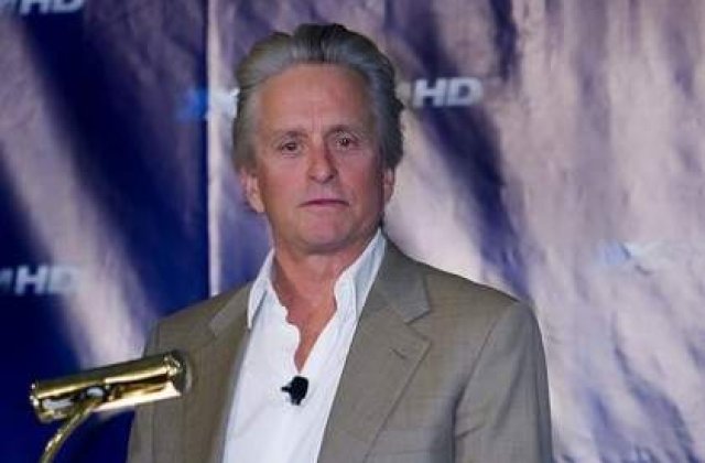 [VIDEO] Michael Douglas, inapoi pe platourile de filmare
