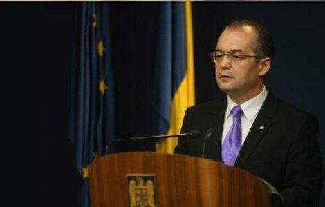  Top  Emil Boc la "Dupa 20 de ani": Presedintele nu imi da ordine