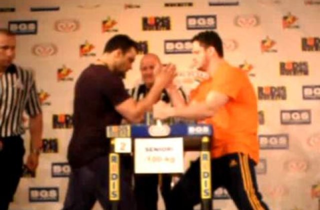 Ion Oncescu, campion mondial de skandenberg