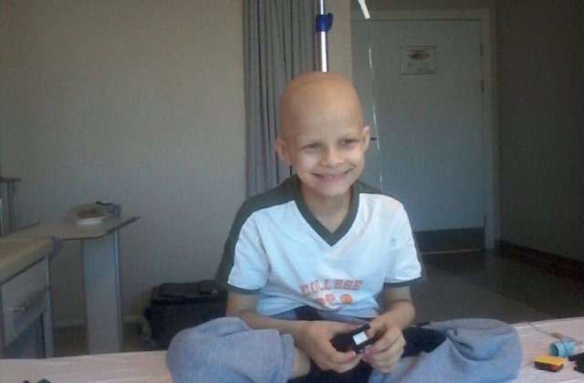 Peste 20.000 de romani l-au ajutat pe Vladimir sa invinga cancerul