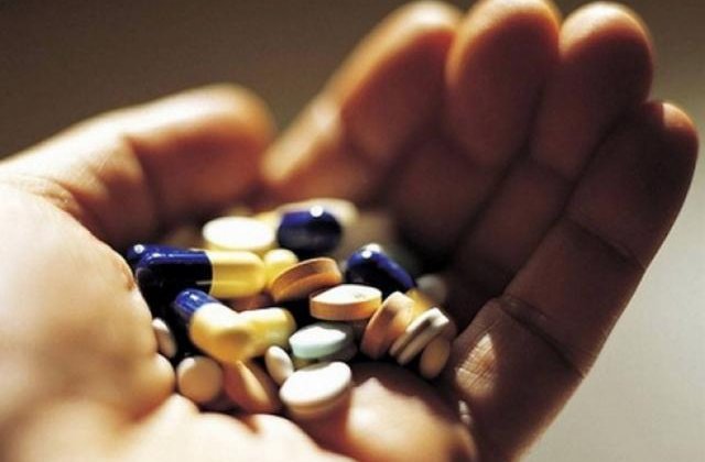 ADEM Romania: Interzicerea exportului paralel va adanci criza actuala a medicamentului