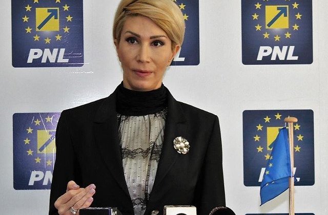 Turcan: Grindeanu sa demonstreze ca nu e papusa lui Dragnea. Daca nu sustine gratierea coruptilor, sa depuna demisia in alb