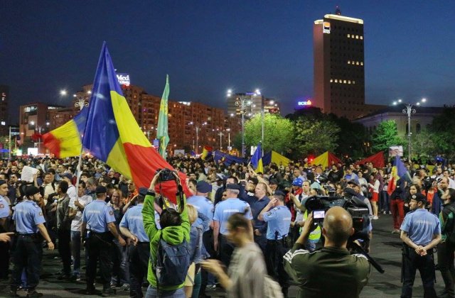 Presa internationala scrie despre protestele din Piata Victoriei