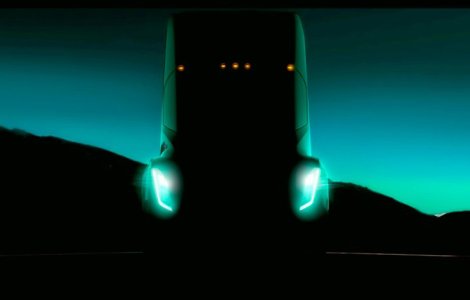 Tesla va lansa "camionul care se conduce ca o masina sport"