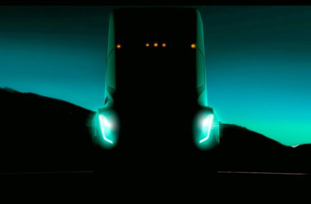 Tesla va lansa "camionul care se conduce ca o masina sport"
