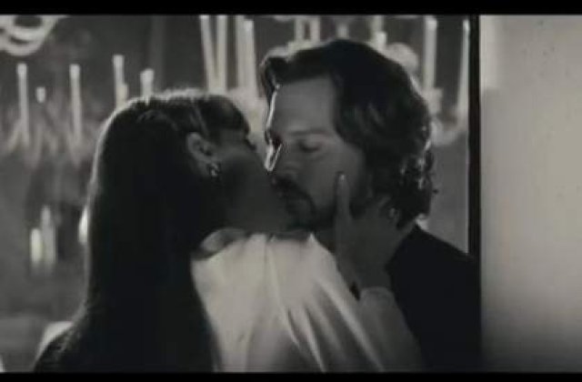 Depp: "Angelina este intruchiparea unui poem"