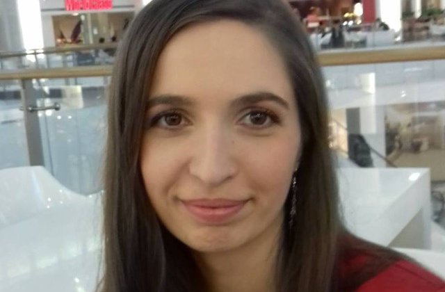 Profesoara Cristina Tunegaru care a criticat-o public pe Firea, data afara din scoala