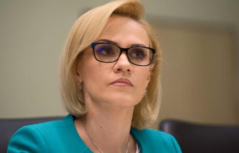 Primarul general condamna cu fermitate orice incercare de a face o legatura intre concedierea profesoarei Tunegaru si criticile la adresa sa