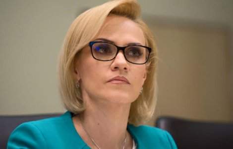 Primarul general condamna cu fermitate orice incercare de a face o legatura intre concedierea profesoarei Tunegaru si criticile la adresa sa