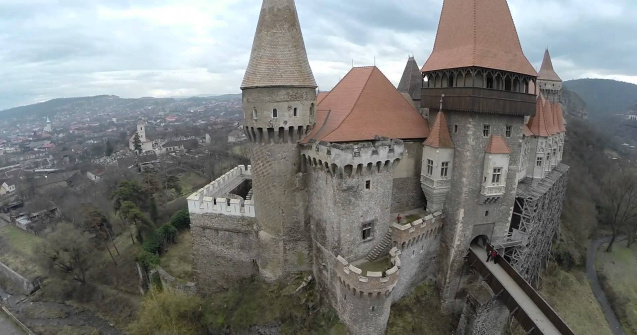 Presupusul autor al jafului de la Castelul Corvinilor, retinut