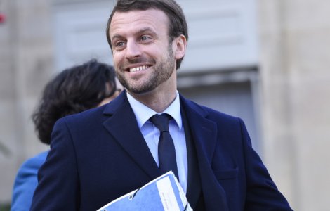 Emmanuel Macron este noul presedinte al Frantei