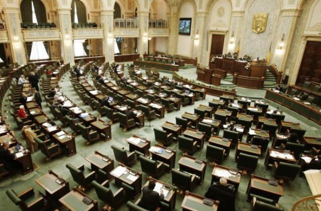 Legea gratierii urmeaza sa intre luni in plenul Senatului pentru dezbatere si vot final