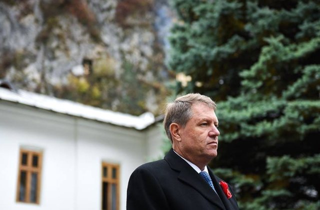 Klaus Iohannis i-a transmis un mesaj de felicitare presedintelui ales al Frantei, Emmanuel Macron