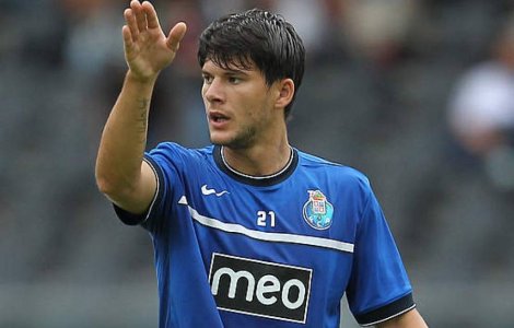 Sapunaru, atac la Duckadam: Vorbeste mult si prost