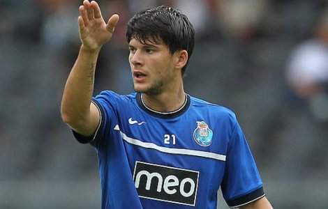 Sapunaru, atac la Duckadam: Vorbeste mult si prost