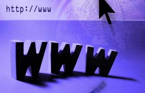 Cati romani au acces la Internet?