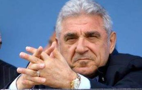 Ioan Becali: "Nevestele napoletanilor ma asteapta!"