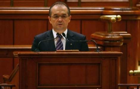 Boc: Opozitia promite marea cu sarea, Guvernul face ceea ce se poate