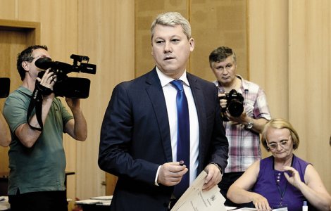 Predoiu se retrage din cursa pentru sefia PNL