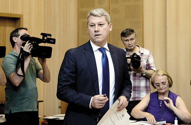 Predoiu se retrage din cursa pentru sefia PNL