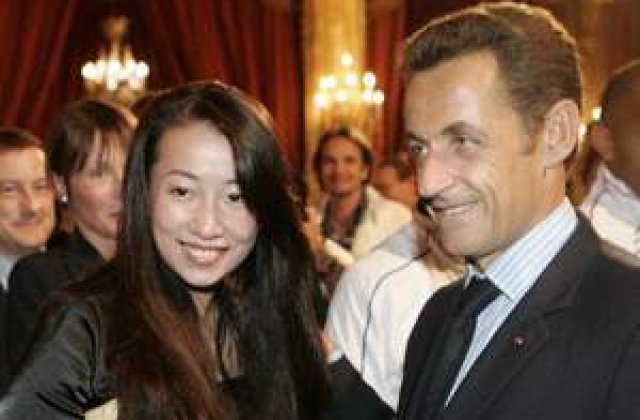 Femeile lui Sarkozy rup tacerea: Presedintele Frantei este brutal si ii place sa fie servit