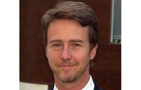 Edward Norton vinde obiecte ale starurilor de la Hollywood