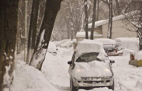 Bucuresti: Trafic dat peste cap din cauza ninsorii