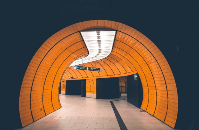 Cum poate tehnologia LED sa influenteze siguranta conducatorilor auto in tuneluri