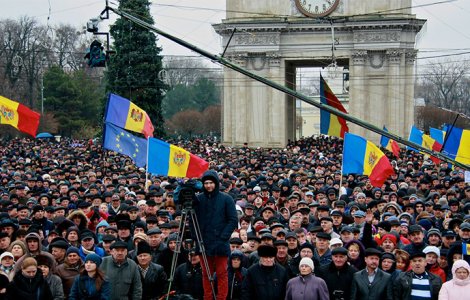 Proteste la Chisinau fata de proiectele de trecere la vot uninominal