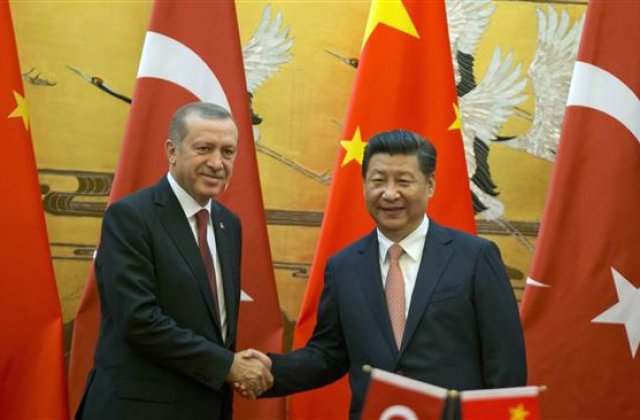 Jinping si Erdogan s-au intanit si au promis legaturi mai stranse intre China si Turcia