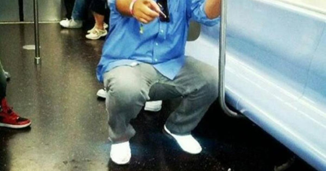  Top  10 lucruri dubioase pe care poti sa le vezi la metrou