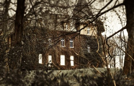  Top  Top 10 locuri abandonate care iti vor da fiori