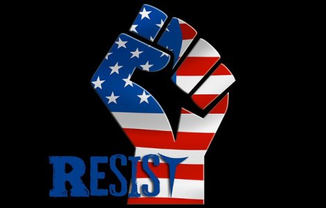  Foto  Mesajul "Rezist", folosit de americani pentru a demonstra impotriva presedintelui Trump