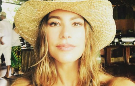  Top  7 trucuri de frumusete de la Sofia Vergara. Oricine le poate pune in practica