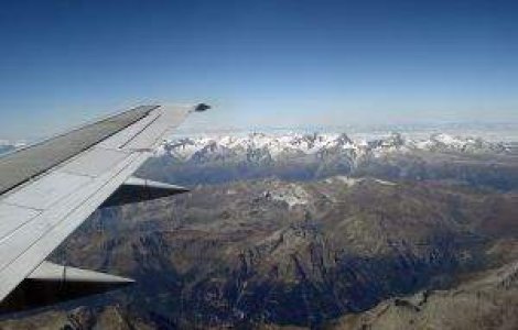 Zapada inchide aeroporturile din Europa