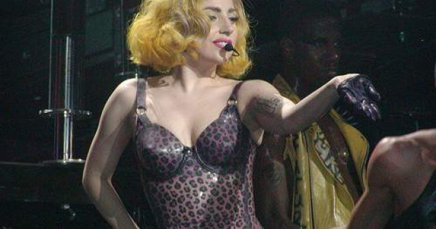 Lady Gaga uraste Craciunul