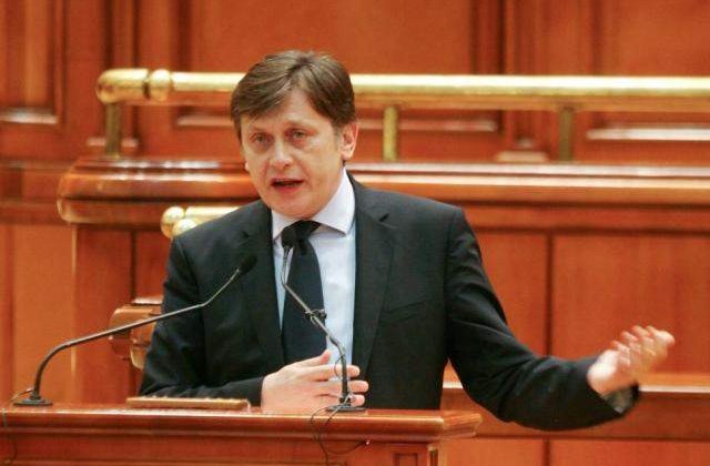 Antonescu: Nu sunt de stanga, spre dezamagirea lui Iliescu