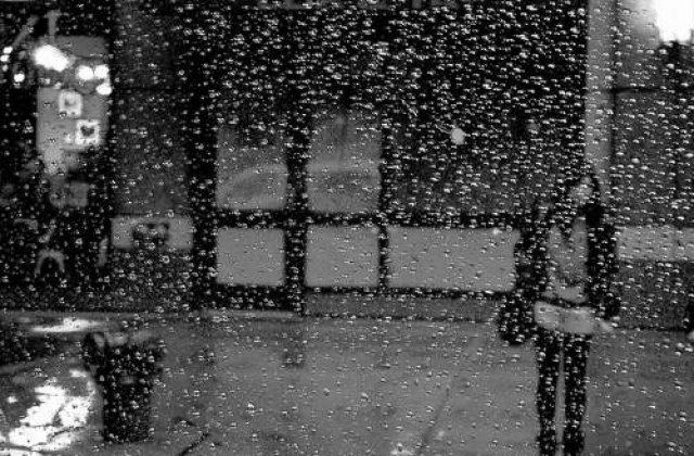 METEO: Vreme mai calda si ploi