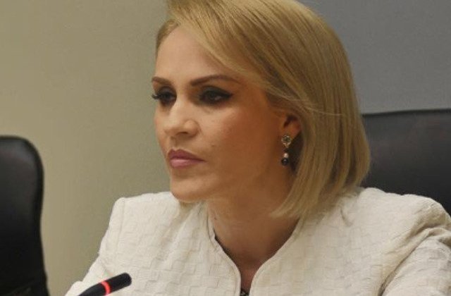 Gabriela Firea: Vom face sondaj pentru a intreba bucurestenii daca sunt de acord sa dea cateva milioane de euro pentru daramarea Cathedral Plaza