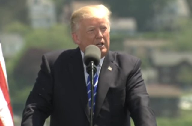 [Video] Trump se plange, in fata scandalurilor, de un tratament nedrept