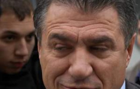 Soc in lumea fotbalului: Opt sefi trimisi in judecata de DNA