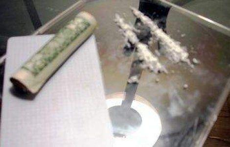 WikiLeaks: Talibanii detin mii de tone de heroina