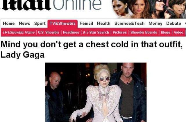 [FOTO] Lady Gaga, cu pieptul la vedere