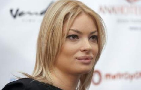 Valentina Palinel: "Am tratat modeling-ul ca pe o meserie serioasa"