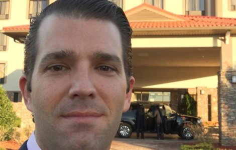 Donald Trump Jr, vanatoare de caprioare si mistreti in Romania. Fiul presedintelui SUA a vizitat un castel