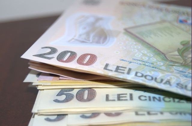 Legea salarizarii: Primarii si viceprimarii oraselor, indemnizatii marite cu 1.450 lei, cu exceptia primarului Capitalei