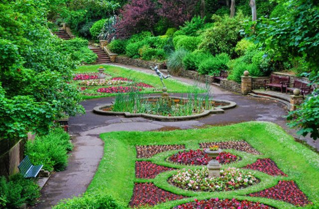 Transforma-ti gradina in parc. 5 idei imprumutate din arhitectura peisagistica urbana