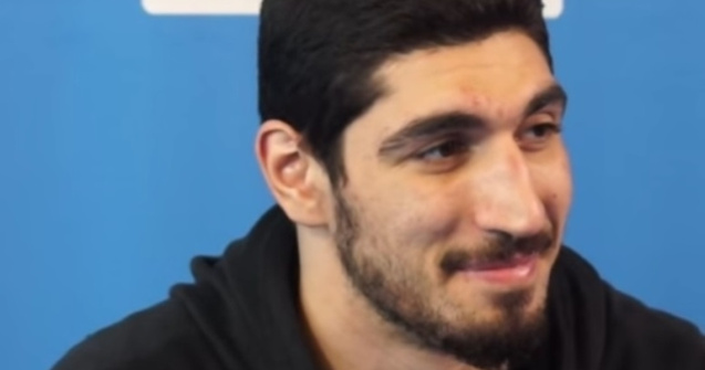 Presa internationala scrie despre legaturile lui Kanter cu Gulen dupa ce sportivul nu a putut intra in Romania