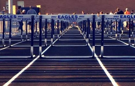  Video  Cum sa termini cursa de 100 m garduri, fara sa sari peste obstacole